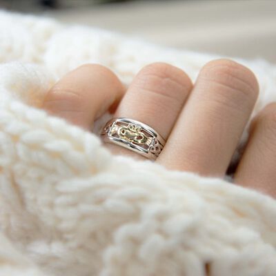 10 Carat Gold Claddagh Designed Ring